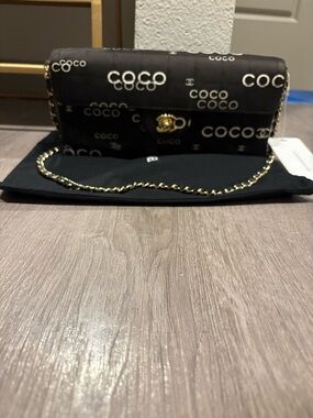 Authentic Chanel Hershey Bar Shoulder Logo Quilted Chain Bag in Chocolate brown